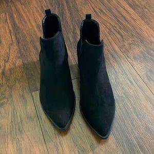 NIB 🌸 Sylvie Boots- black suede, size 9